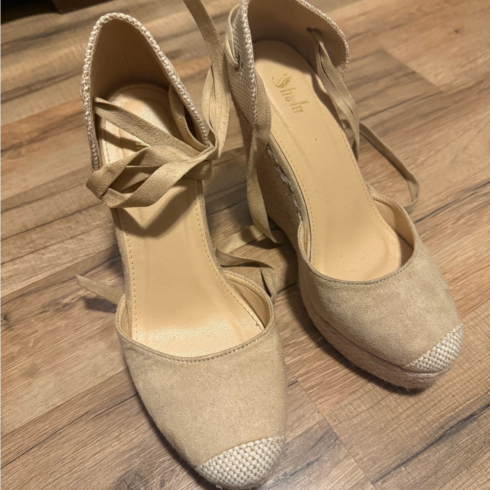 SHEIN Cream Espadrille Wedge Shoes